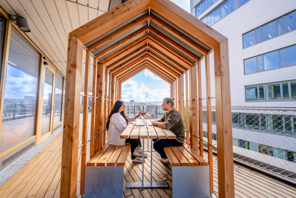 Have a meeting outside